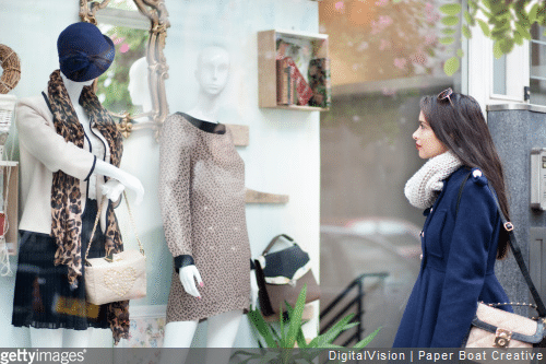 La déco de vitrine d’un magasin : l’importance de la mise en scène